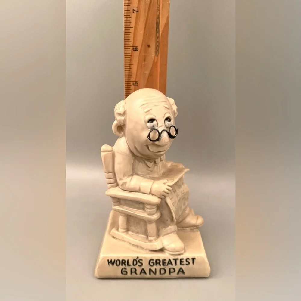 Vintage Russ Berrie World’s Greatest Grandpa Figurine 5”Unbreakable Statue